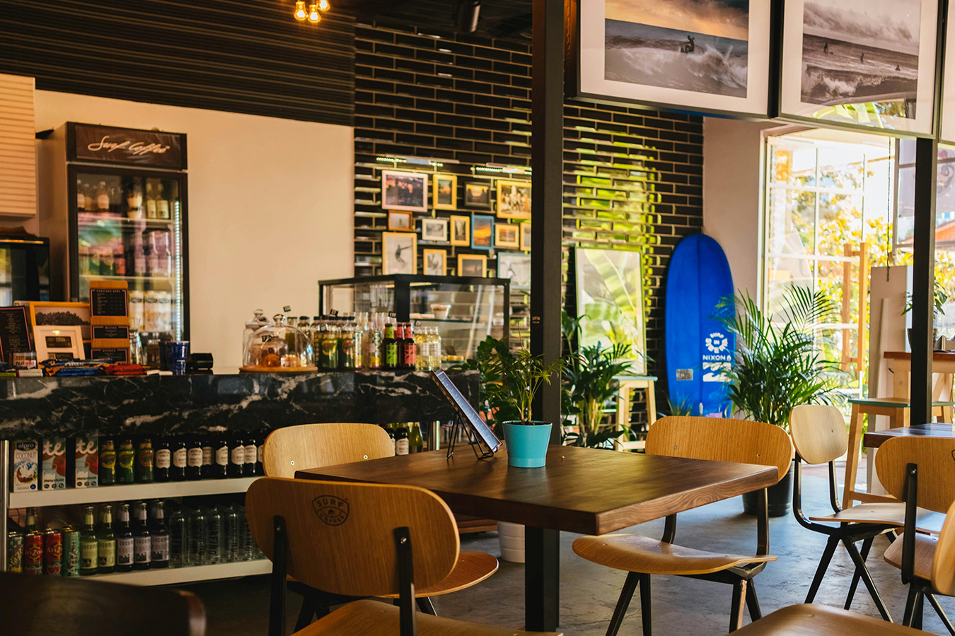 instalacje-chlodnicze-dla-restauracji---co-wplywa-na-bezpieczenstwo-zywnosci-i-ciaglosc-pracy-kuchni